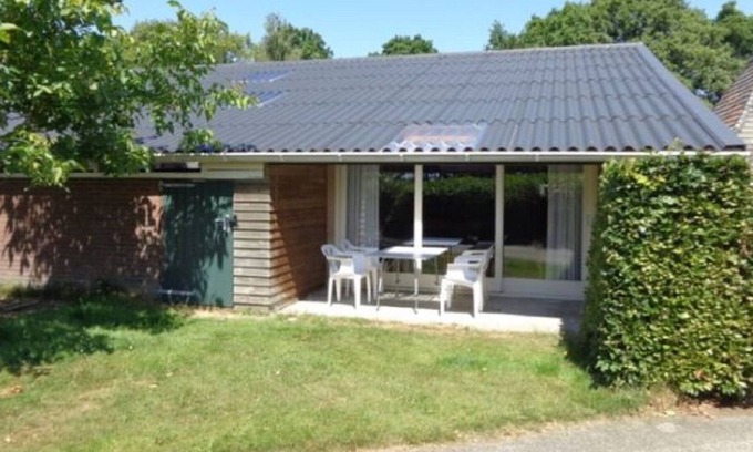 Fochteloo Other | Child-friendly apartment on a farm with garden in Fochteloo