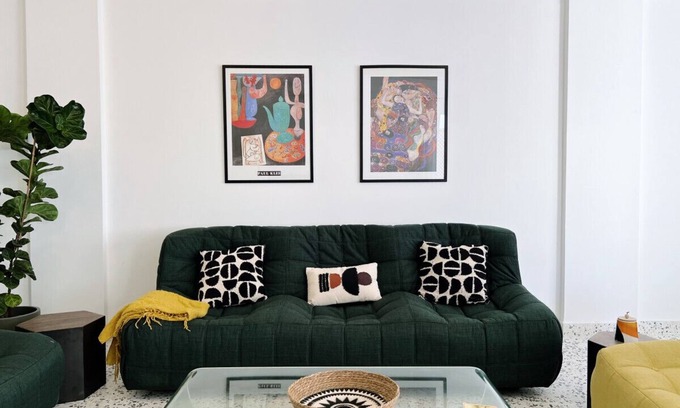 Gemmayzeh Apartment | Chill 2Br haven 24/7 in gemmayze