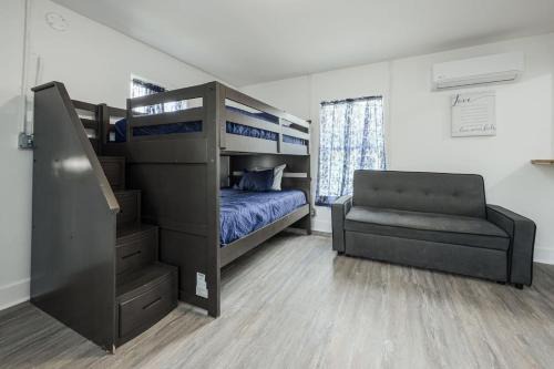 South Pensacola House | Chill Studio Pensacola Getaway