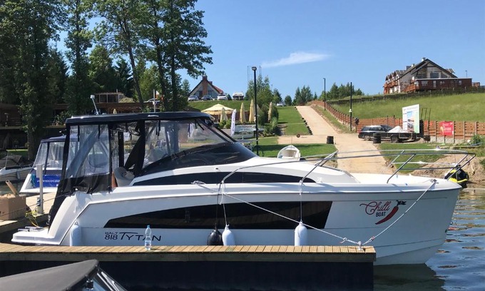 Stare Sady Boat Rental | Chilli Boat