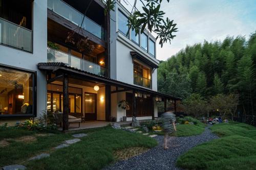 Anji House | Chillmont Resort