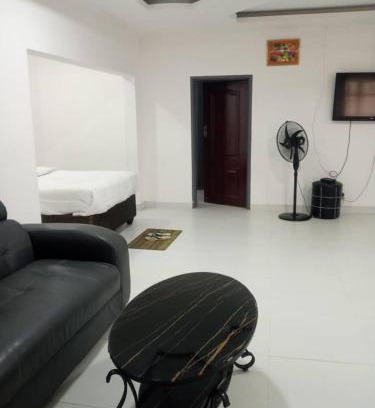 Kabwe Cabin | Chimz Vista Lodge