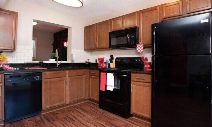 Loring Heights Apartment | CHINATOWN IN MIDTOWN ATL