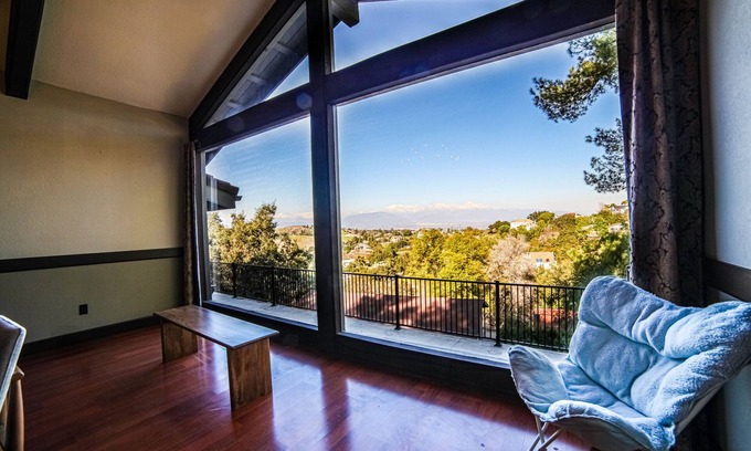Chino Hills House | Chino Hills Sanctuary Views & Sauna/Vacation house/3B2.5Ba/