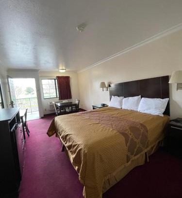 Chino Hotel | Chino Motel
