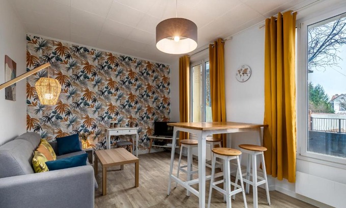 Choisy-le-Roi Apartment | Choisy Parmentier-8 min Paris- Airport ORLY