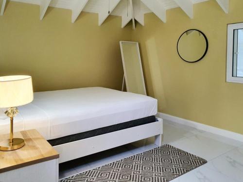 Barbican Apartment | Choose To Be Happy at The Seville Apt #C4 - 2-Bedroom