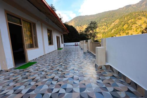 Dugalbitta Hotel | Chopta House Hotel and Restaurant