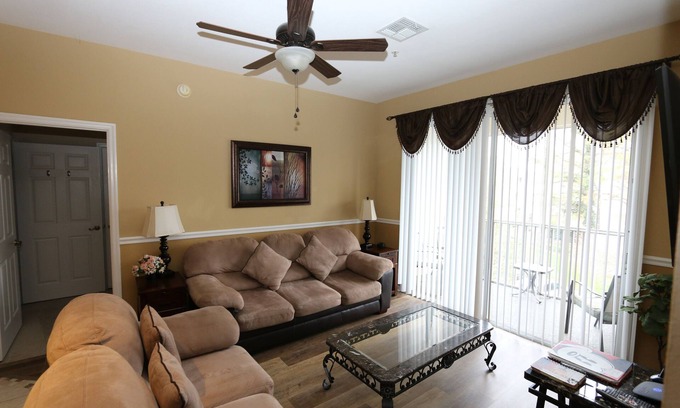 Windsor Palms Condo | CHRIS & SUE'S CONDO AT WINDSOR PALMS 3 MILES FROM DISNEY AND ALL IT'S MAGIC