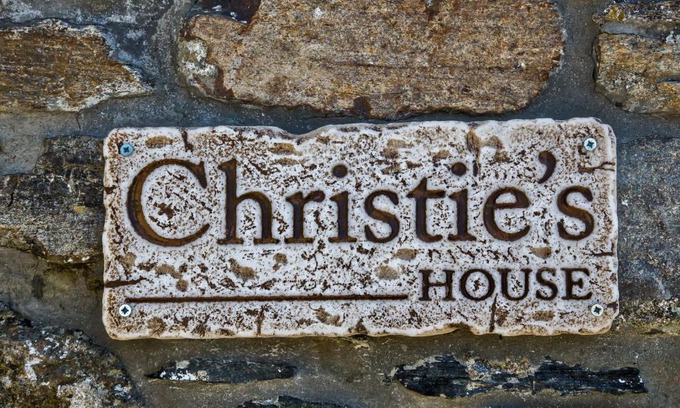 Tinos House | Christie s house