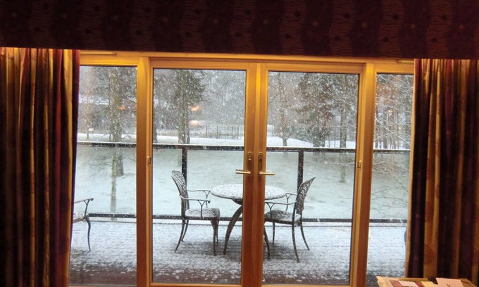 Ballater Cabin | Christmas week lodge at Hilton Craigendarroch resort in Ballater, Royal Deeside.