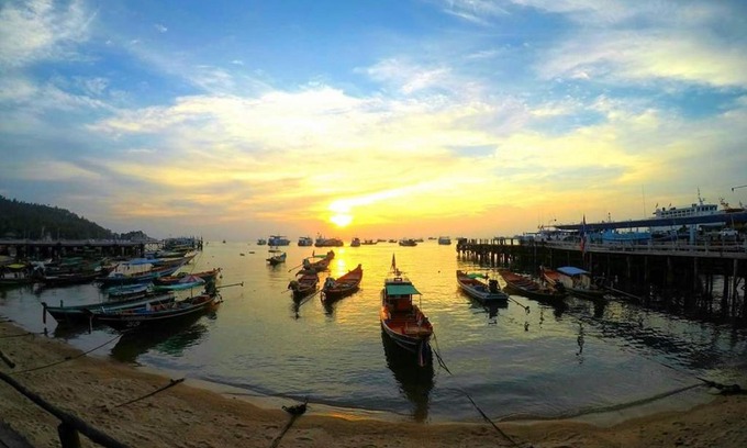 Chumphon Boat Rental | Chumphon Night Boat to Koh Tao