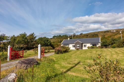 Waterville House | Church Island View Holiday Home by Trident Holiday Homes