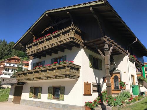 Mareo Apartment | Ciasa Confolia