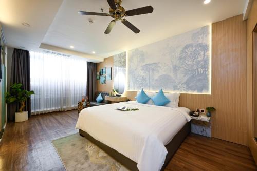 Ben Thanh Hotel | Cicilia City Hotel Saigon Center