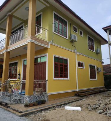 Kampung Gong Kempas House | Cikgu CTZ Homestay A