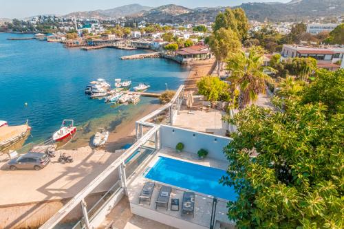 Yalikavak Villa | Çimentepe Residence Deluxe 1 - Villa with Pool & Close to Yalikavak Marina