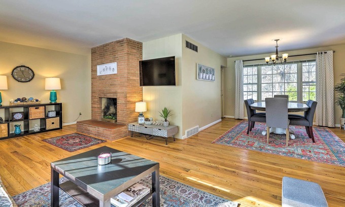 Clifton House | Cincinnati Vacation Rental: 5 Mi to Downtown!