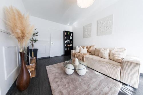 Tours Apartment | CineHome - 5 min Tours centre-Parking/Tram au pied