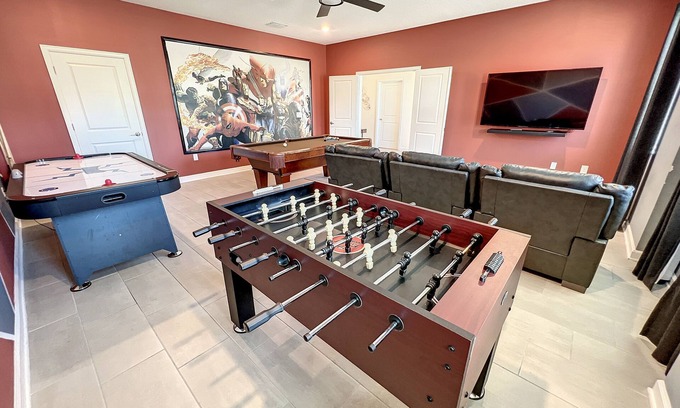 Four Corners House | Cinema Paradise: Private Pool and Spa/Free BBQ Grill