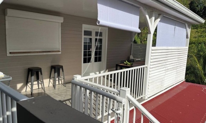 Riviere-Salee Apartment | CINNAMON APPLE
