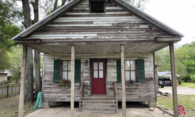 Grand Coteau Cottage | Circa 1907 General Store in Historic Grand Grand Coteau. n