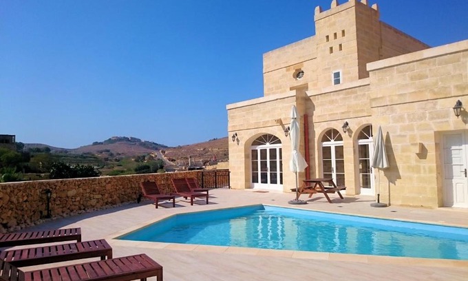 Victoria Villa | Citadel View Farmhouse