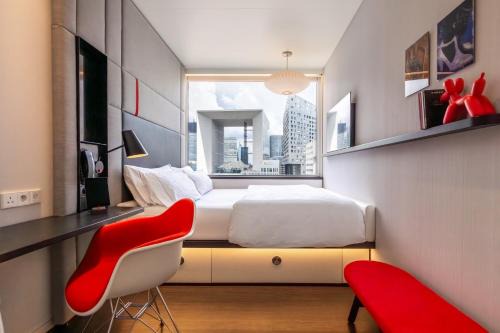 Parc-Nord Hotel | citizenM Paris La Défense
