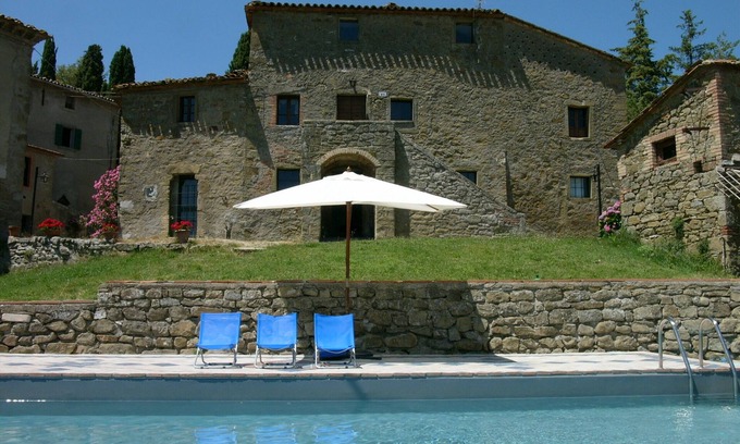 Bivio Lugnano House | Citta Di Castello, inter-gen family occasions, staycations, parking, sustainable