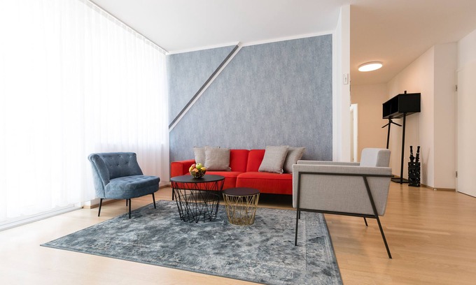 Wieden Apartment | City Center Outside, Tranquility Inside - 3 Bedroom Penthouse & Private Terrace