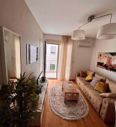 Gospostina Apartment | City Centre Getaway