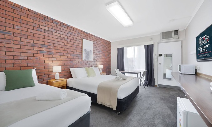 Warrnambool Hotel | City Heart Motel