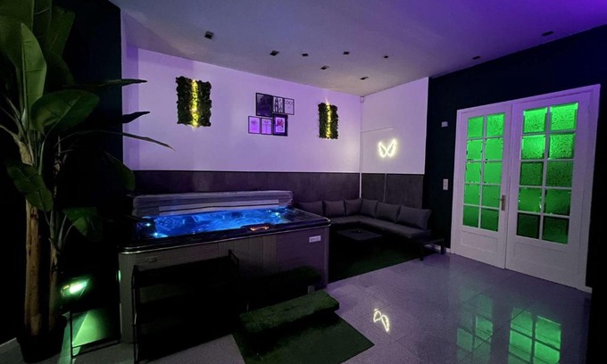 Dison Apartment | City Lounge Wellness