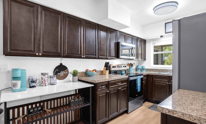 Inverness House | City of Inverness-Stones throw from the Withlacoochee Rails to Trail!