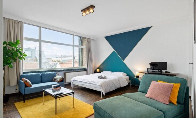 Antwerp Apartment | City Studio+FREE Parking+Elevator