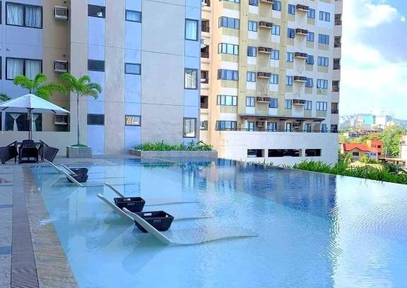 Mabolo Apartment | City View at The Persimmon Studios