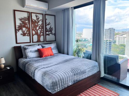 Rohrmoser Apartment | CityScape Properties 20th floor Studio 24-7 Concierge Amenities