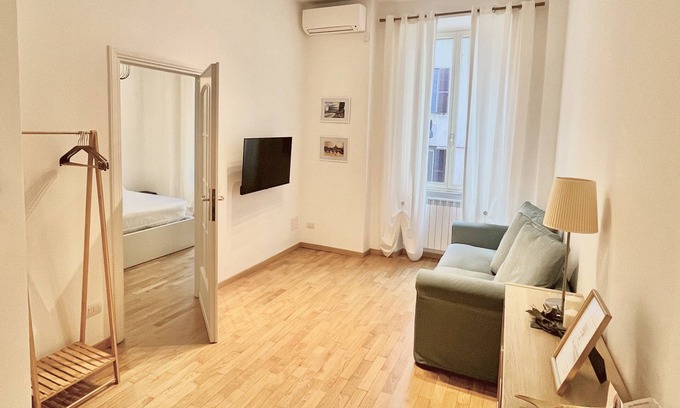 Rione XIV Borgo Apartment | Civitas Leonina Apartment