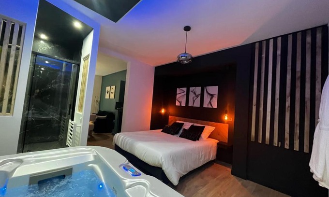 Cernay Apartment | CK Suite & Spa Reims