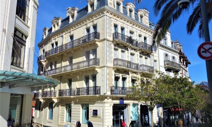 Biarritz City Centre Apartment | Clémenceau by Interhome
