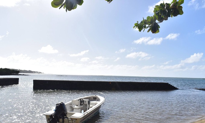 Trou d'Eau Douce Villa | Clair de Lune Private 2 Bedrooms Beachfront Villa