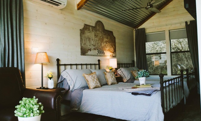 Dripping Springs Villa | Claire Villa @ D6 Retreat: Hike/Swim/Relax