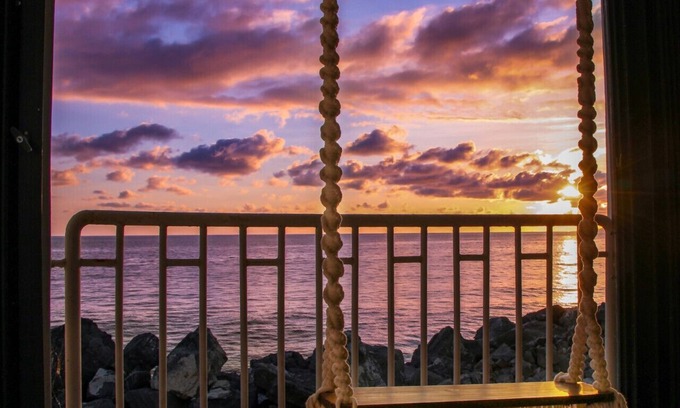 Stella Condo | Claje Sunset! Beachfront condo at Victoria del Mar 1E