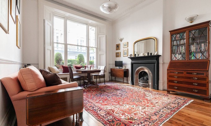Pembridge Apartment | Clanricarde Gardens II by onefinestay
