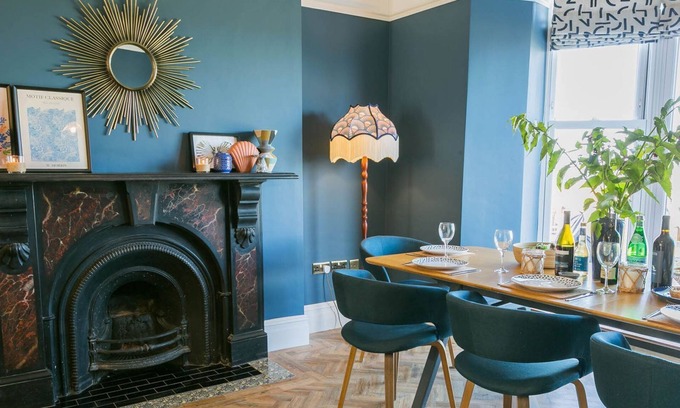Llanfairfechan Cottage | Claremont - a sea view that sleeps 8 guests in 4 bedrooms