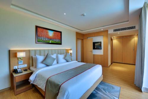 Yelahanka New Town Hotel | Clarion Hotel Bangalore