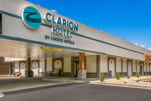 Maggie Valley Hotel | Clarion Hotel Conference Center