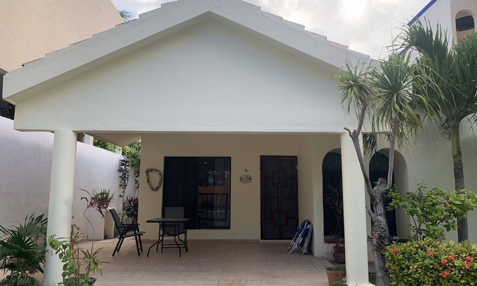 Puerto Morelos Apartment | Clase Azul Suite - Spacious 2 bdrm 2 bath unit located 1 block from the beach