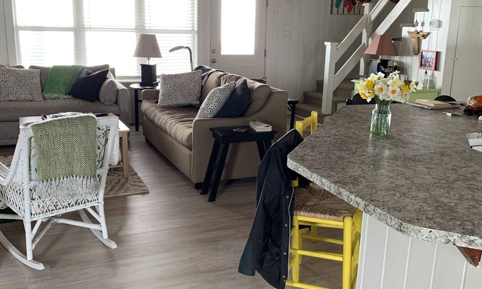 Atlantic Beach House | Classic beach house right on the ocean.
