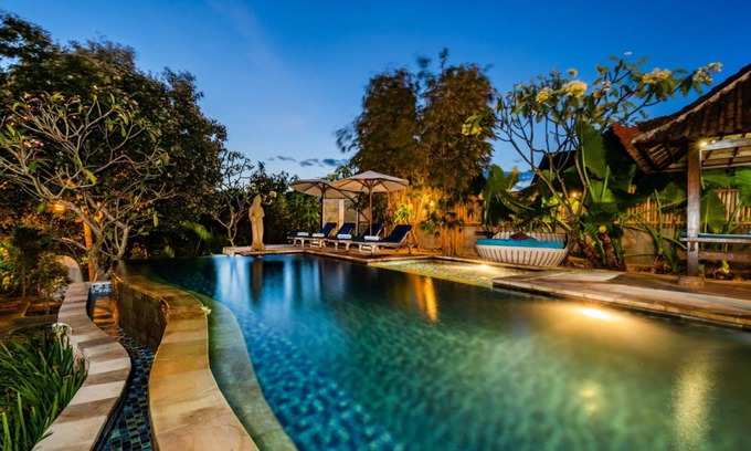 Mushroom Bay Cottage | Classic Beach Hut in Nusa Lembongan, Garden View
